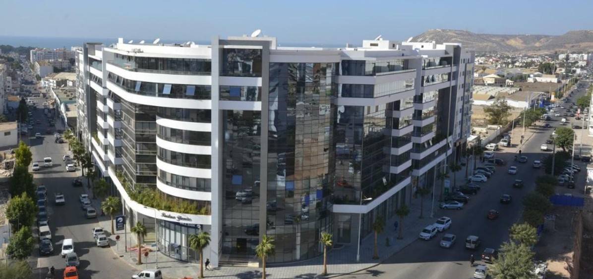 A louer: Plateau bureau prêt à l'emploi  à El Mouqwama-AGADIR